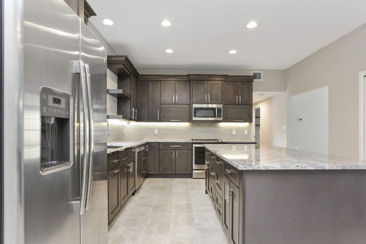 Kitchen Cabinets in Wintergarden