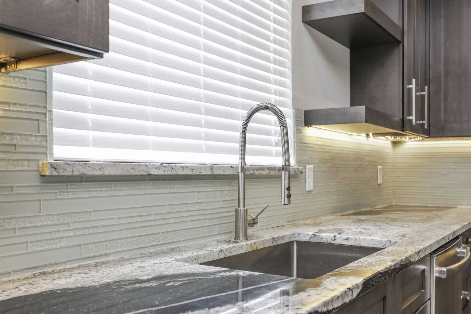 Kitchen Cabinets in Wintergarden