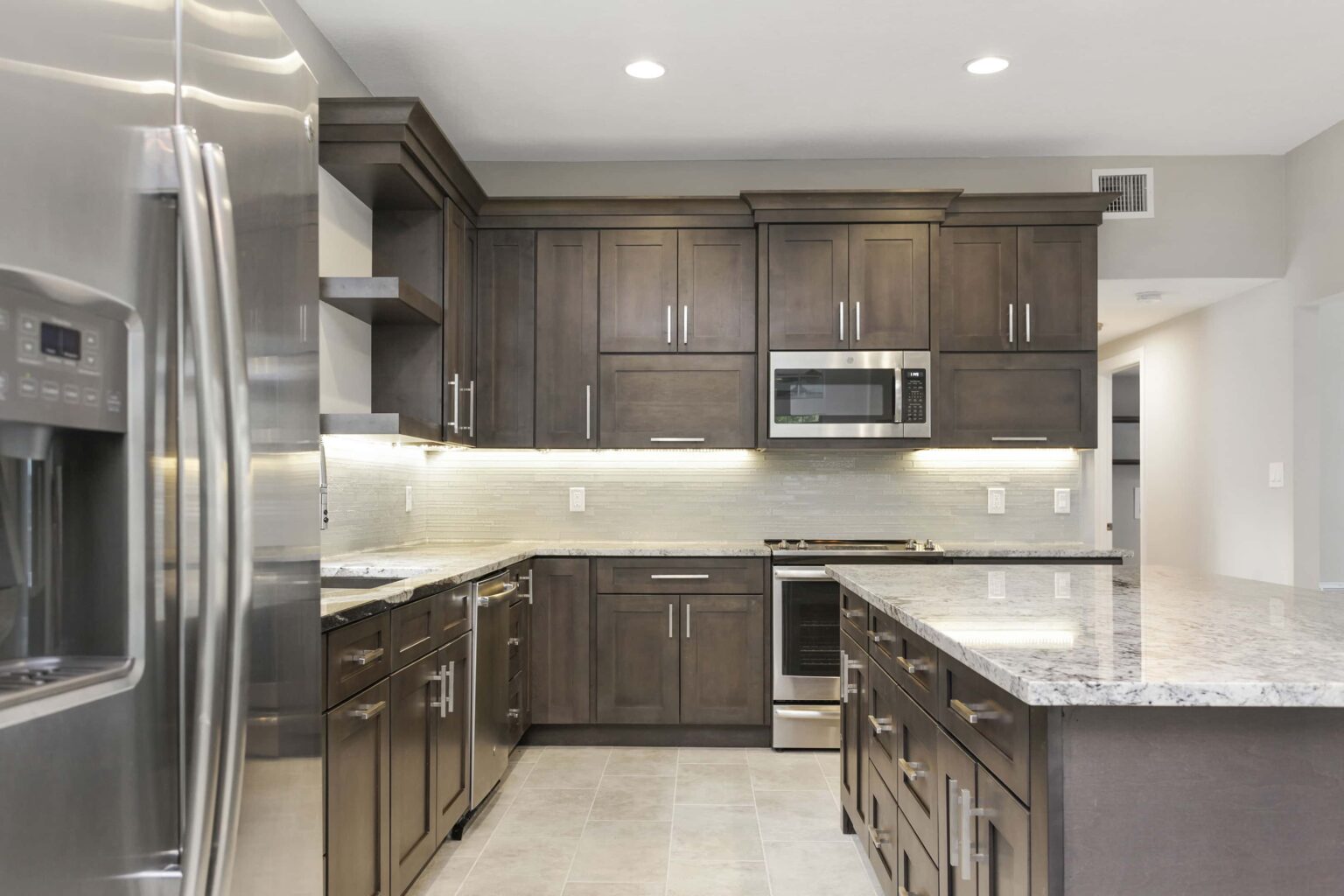 Kitchen Cabinets in Wintergarden