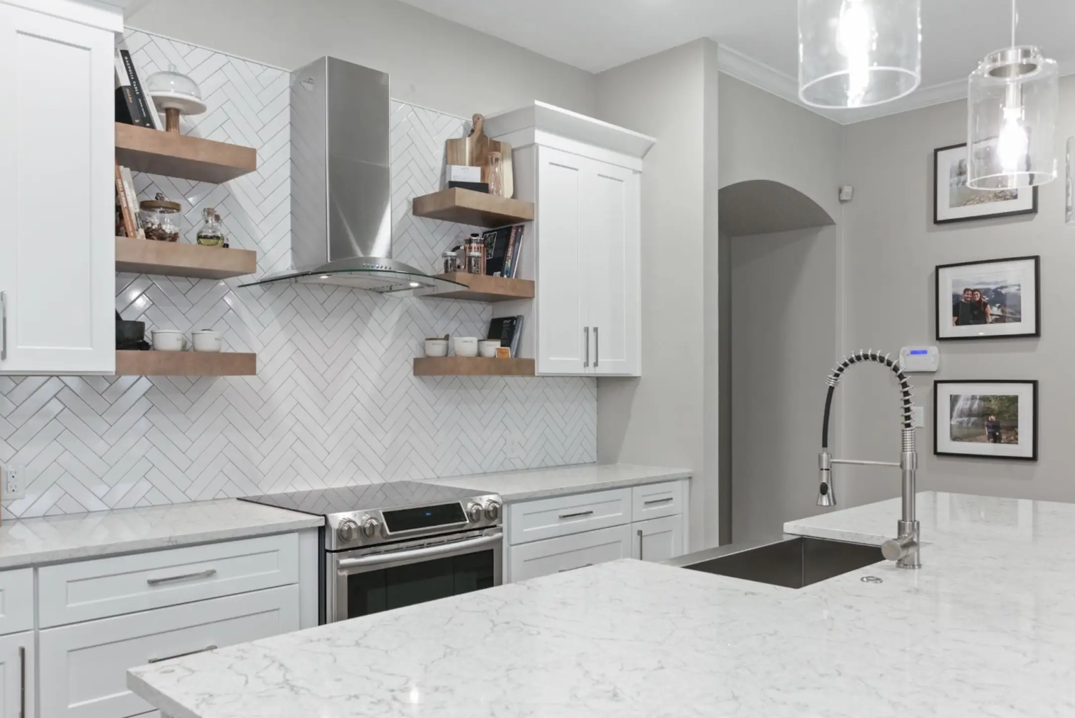 Trending Kitchen Cabinet Ideas for 2025